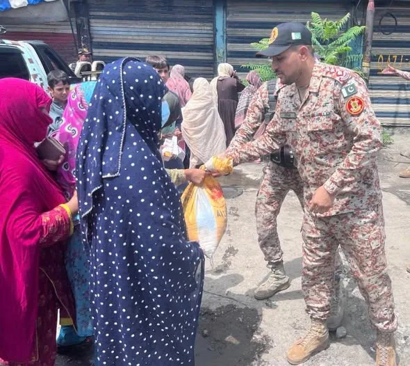 پاک فوج کے ریسکیو اور ریلیف آپریشنز