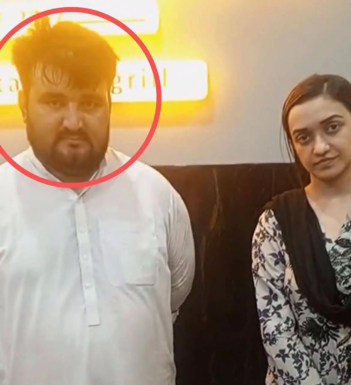 پی ٹی آئی کارکن کا رینجرز پر حملہ — image 2